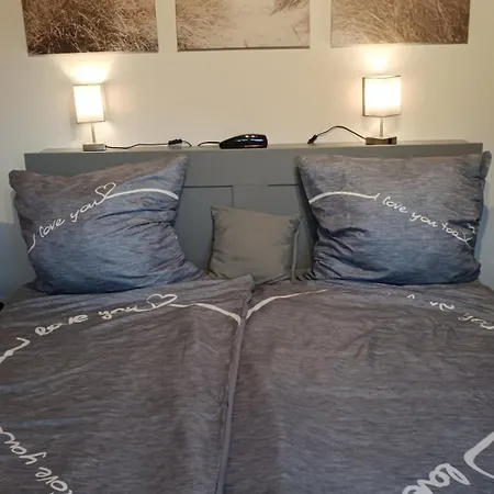 Kleines Paradies Am Waldrand * Φούλντα